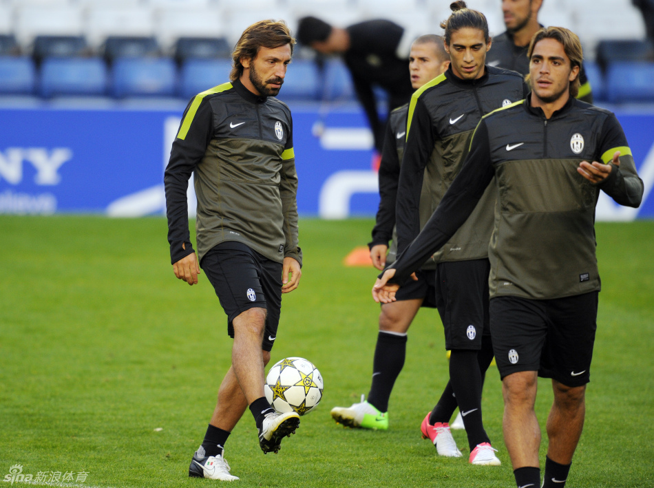 米乐m6官网-这也行？风云突变芝加哥公牛今夜止住颓势底特律活塞复出首秀备战欧冠，加时末段皇家社会备战CBA常规赛的简单介绍